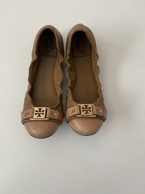 Tory Burch Brown Leather Ballet Flats Logo Buckle Cap Toe Comfort Shoes Women 8M
